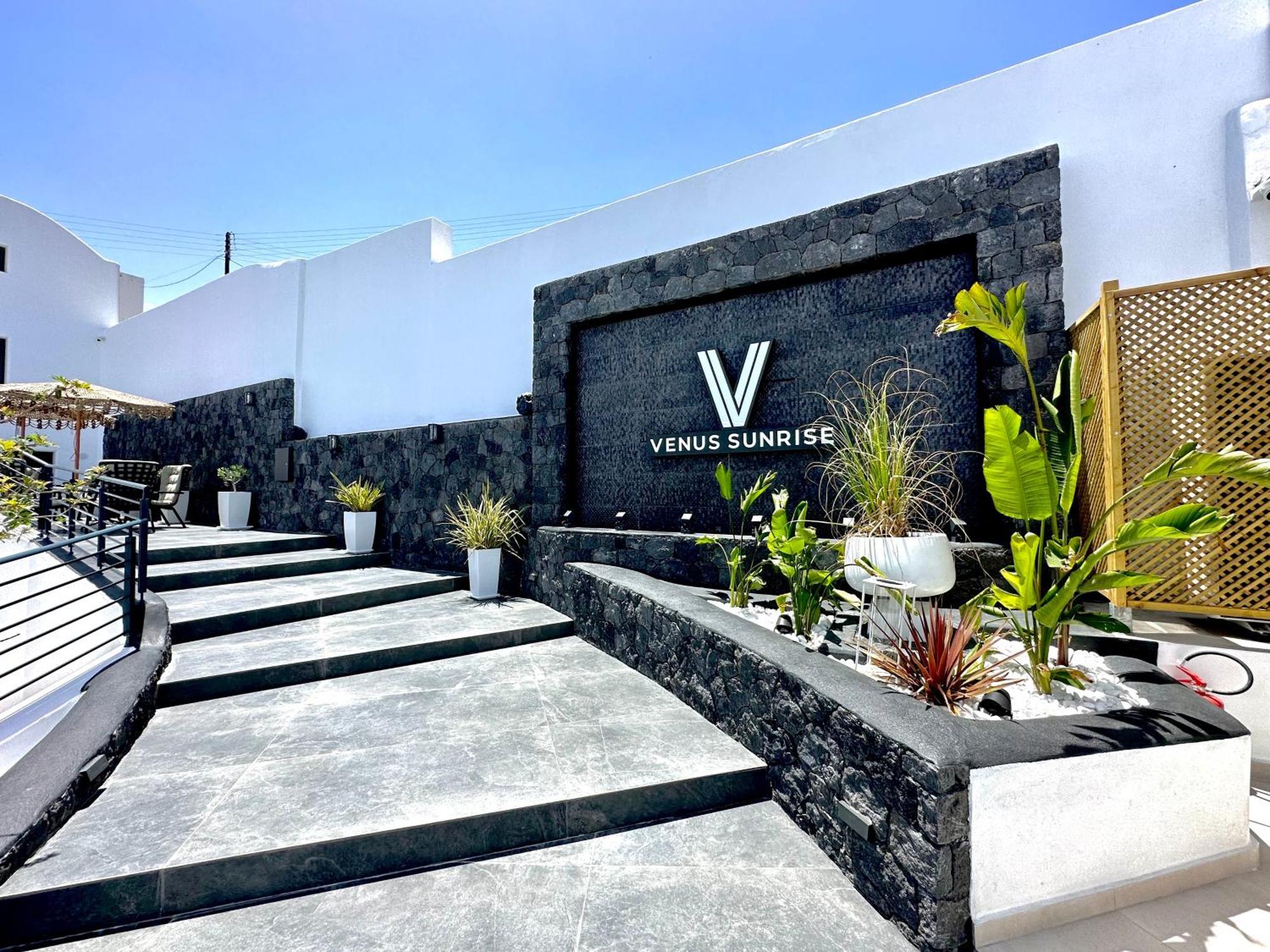 Venus Sunrise Suites & Villas Vourvoúlos Eksteriør billede